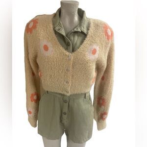 She + Sky crop daisy sweater, yellow orange & white, size S